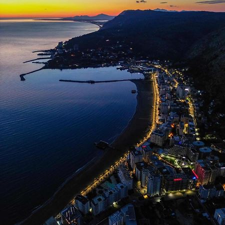 Eri Apartments 4 Shëngjin Екстериор снимка