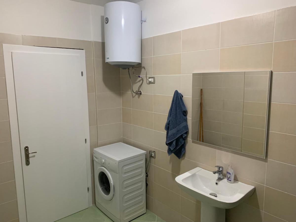 Eri Apartments 4 Shëngjin Екстериор снимка