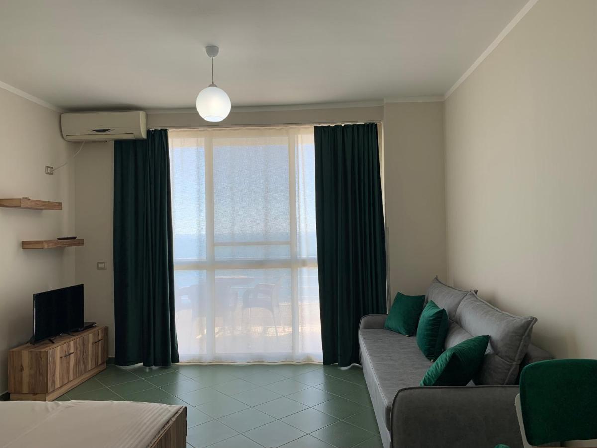 Eri Apartments 4 Shëngjin Екстериор снимка