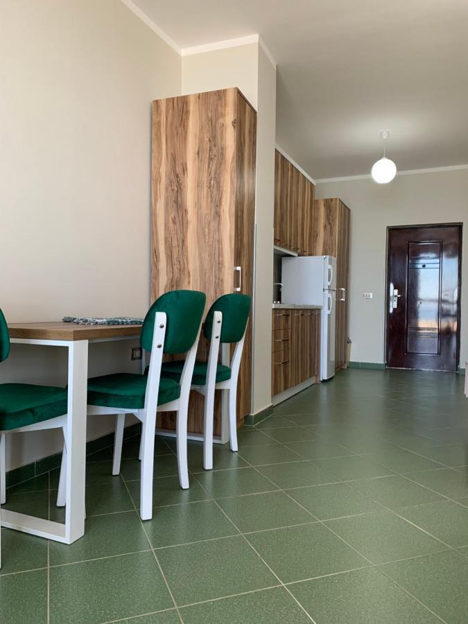 Eri Apartments 4 Shëngjin Екстериор снимка