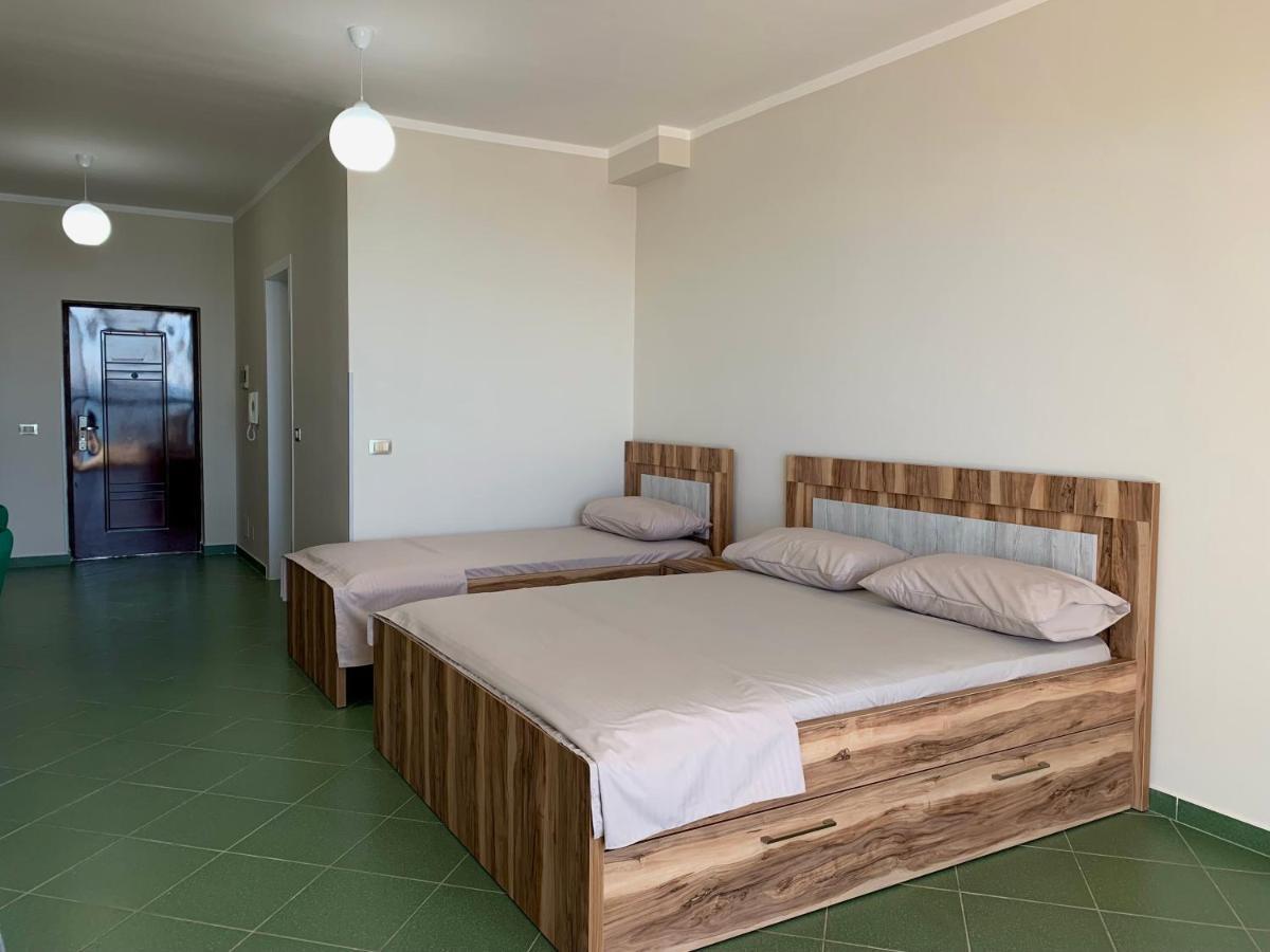 Eri Apartments 4 Shëngjin Екстериор снимка