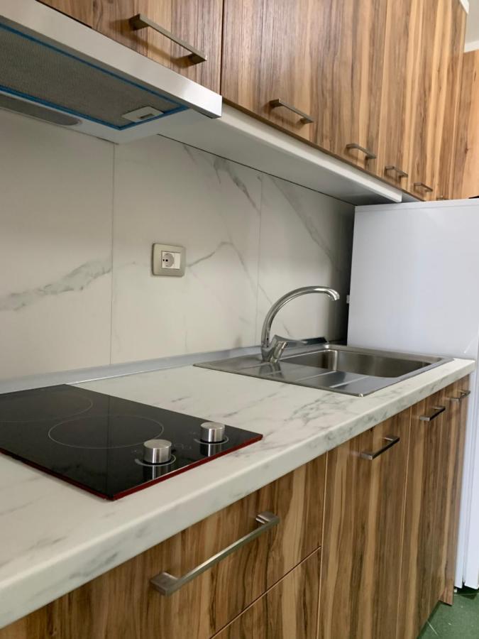 Eri Apartments 4 Shëngjin Екстериор снимка