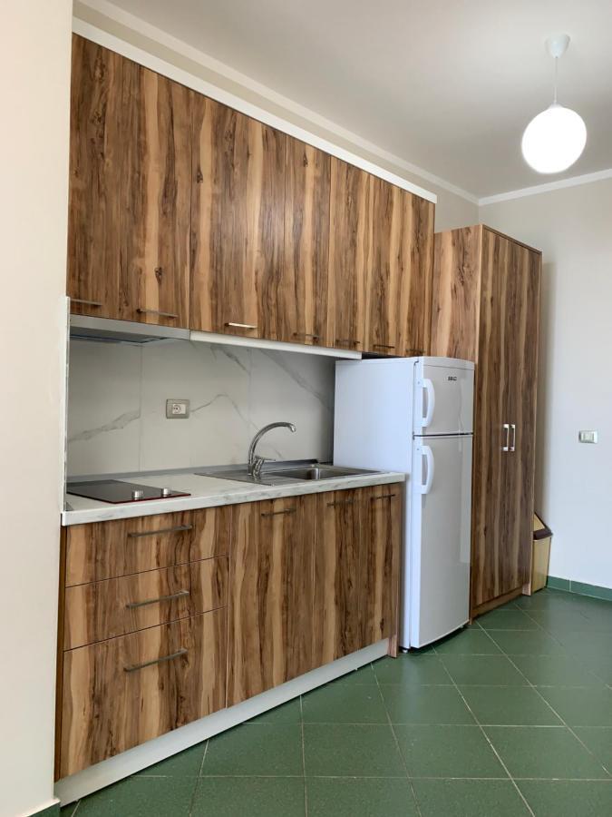 Eri Apartments 4 Shëngjin Екстериор снимка