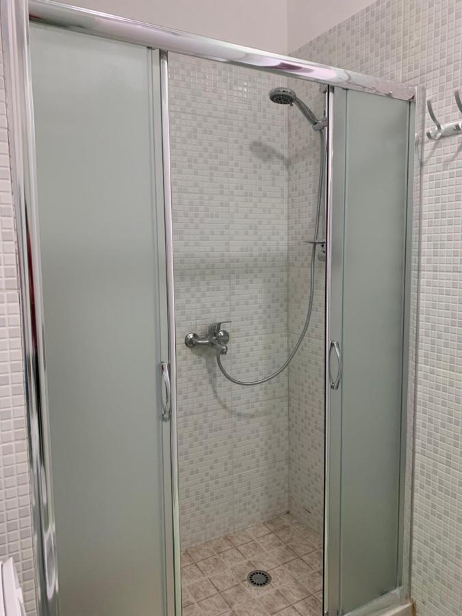 Eri Apartments 4 Shëngjin Екстериор снимка