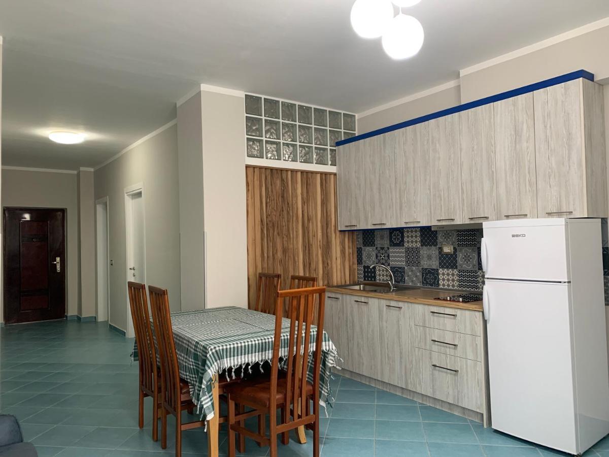 Eri Apartments 4 Shëngjin Екстериор снимка