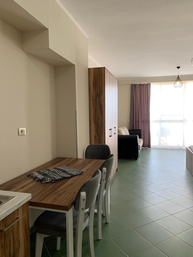 Eri Apartments 4 Shëngjin Екстериор снимка