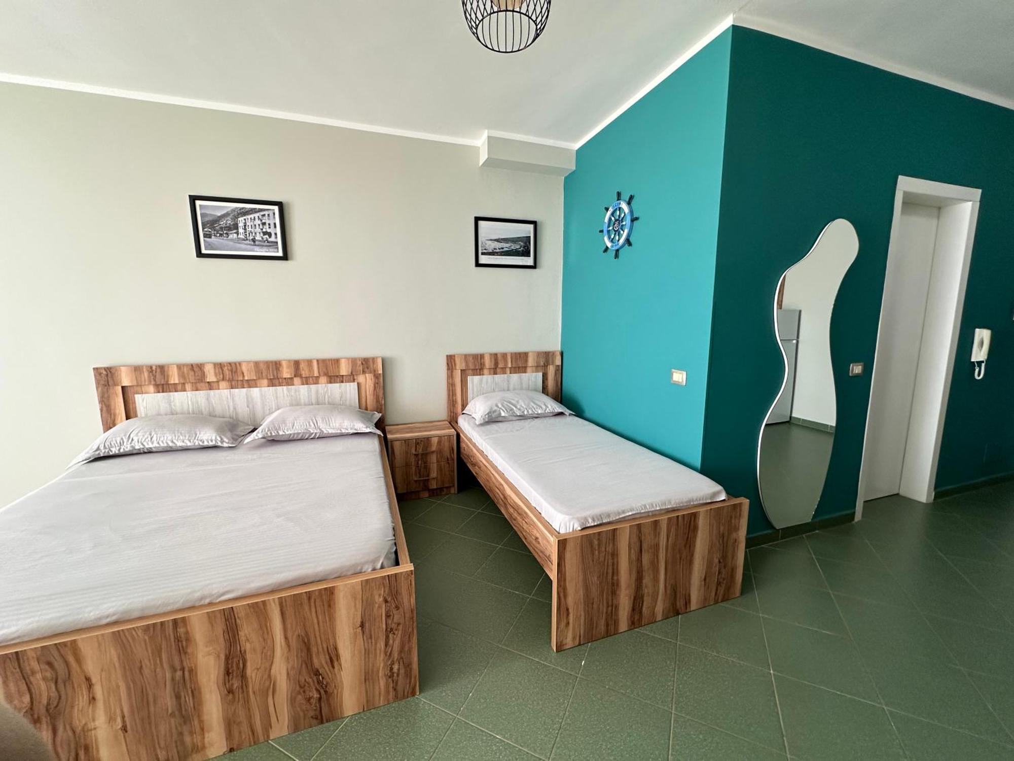 Eri Apartments 4 Shëngjin Екстериор снимка