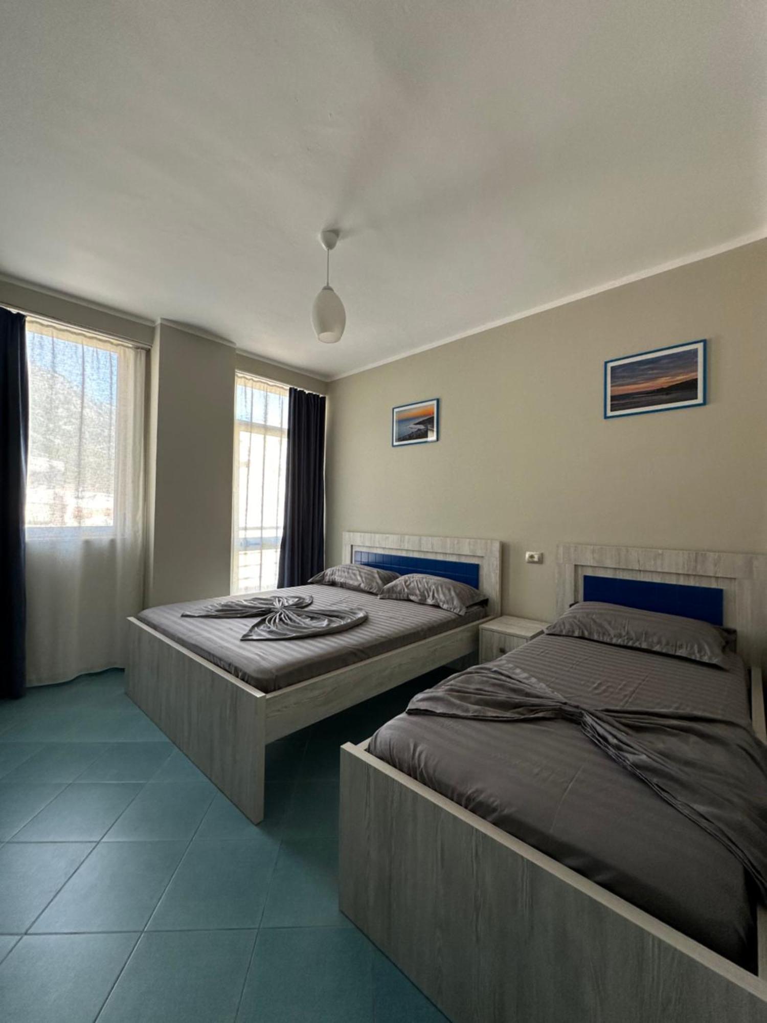 Eri Apartments 4 Shëngjin Екстериор снимка