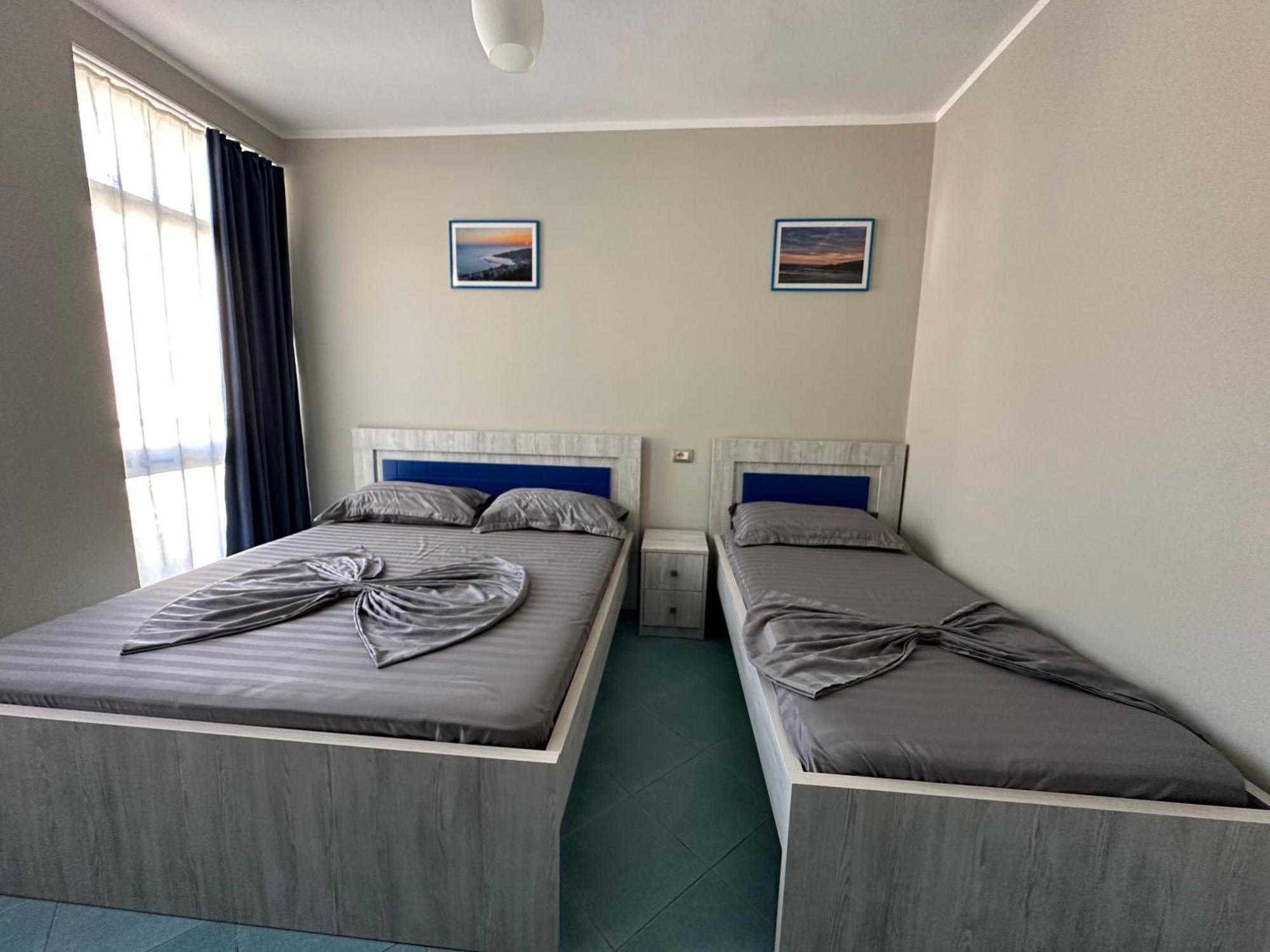 Eri Apartments 4 Shëngjin Екстериор снимка