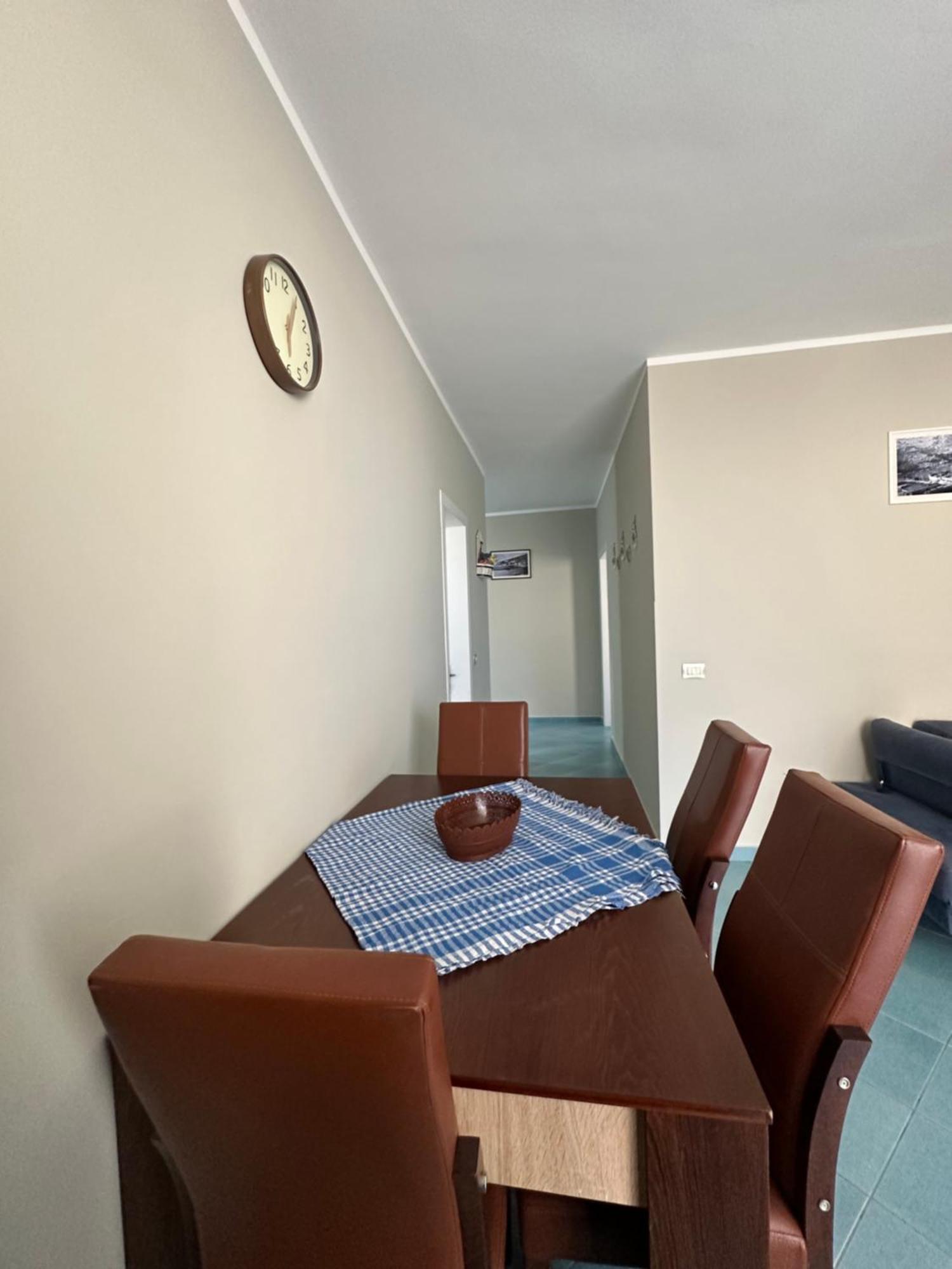 Eri Apartments 4 Shëngjin Екстериор снимка