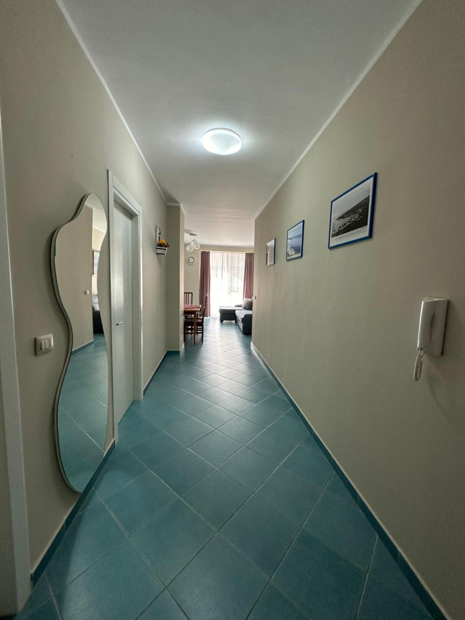 Eri Apartments 4 Shëngjin Екстериор снимка