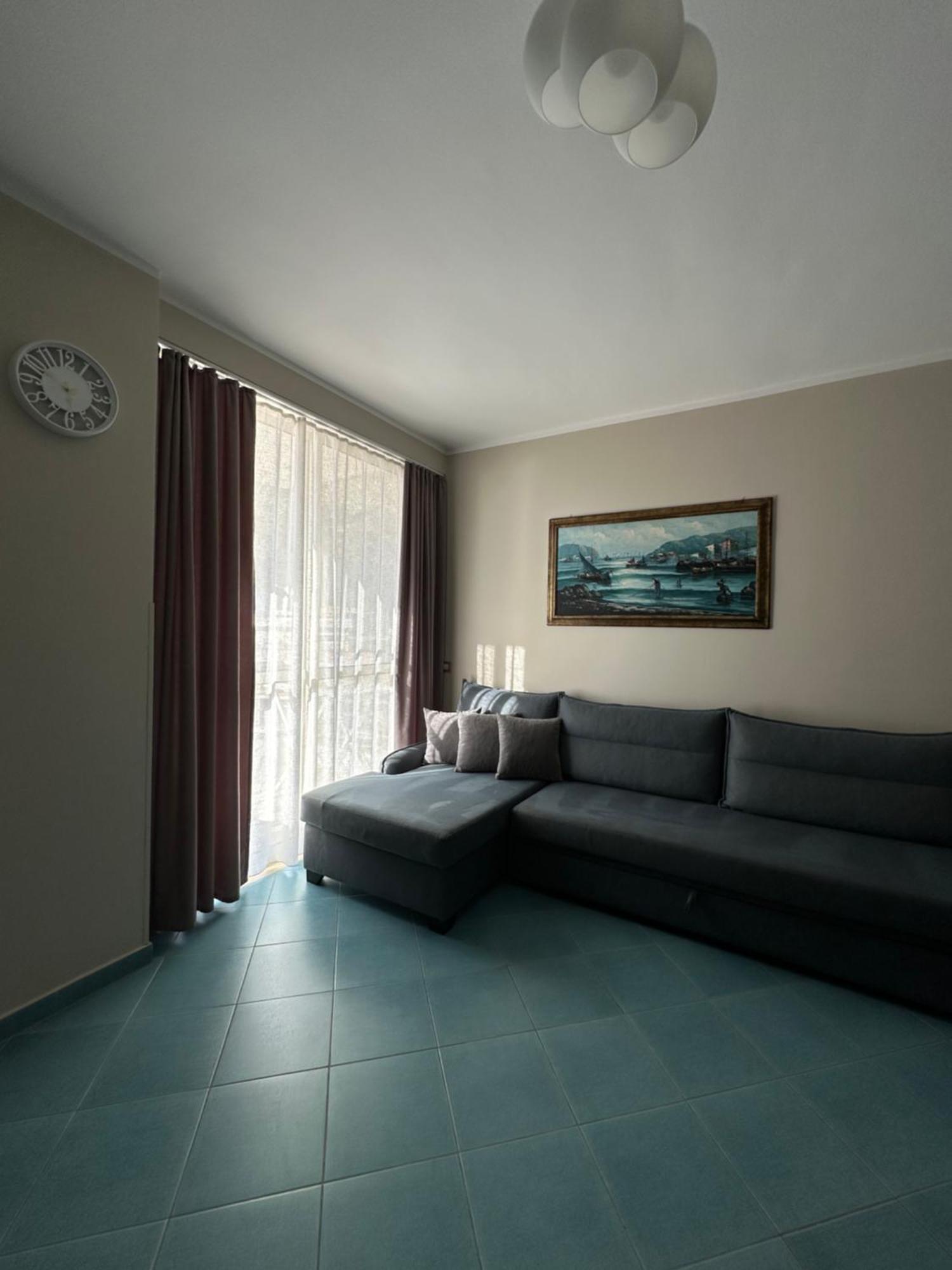 Eri Apartments 4 Shëngjin Екстериор снимка