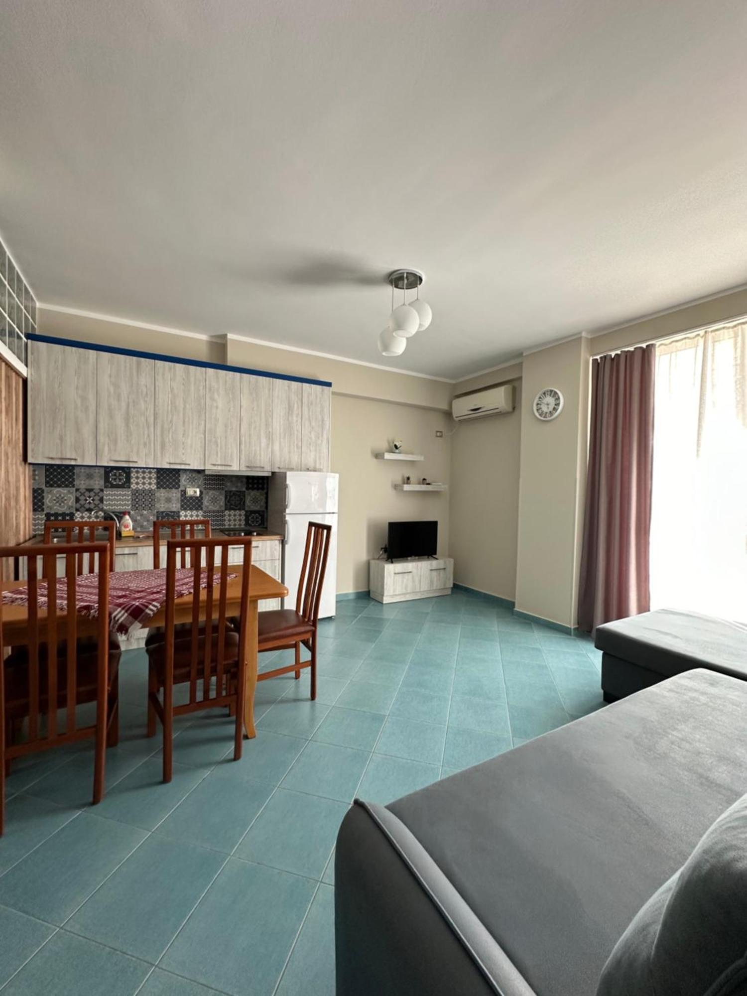 Eri Apartments 4 Shëngjin Екстериор снимка
