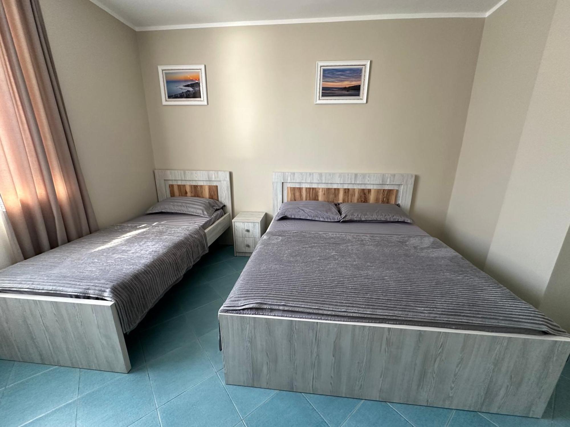 Eri Apartments 4 Shëngjin Екстериор снимка